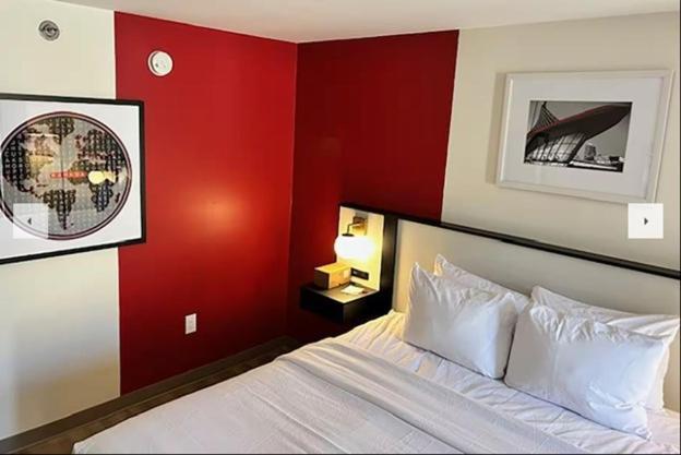 מלון Ramada By Wyndham מילווקי מראה חיצוני תמונה