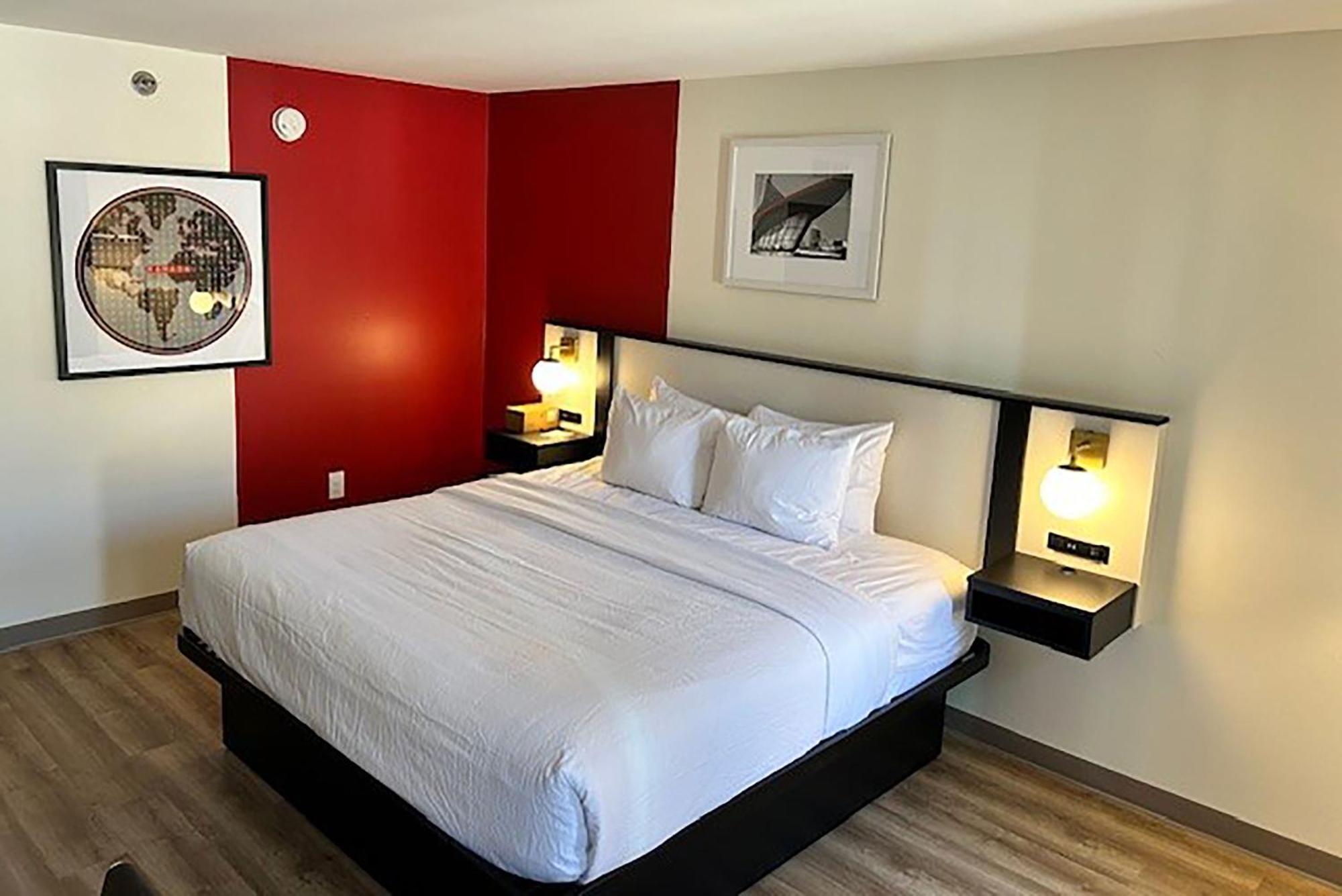 מלון Ramada By Wyndham מילווקי מראה חיצוני תמונה